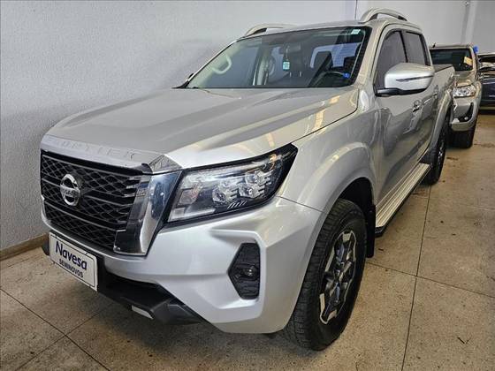 NISSAN FRONTIER 2.3 16V TURBO DIESEL XE CD 4X4 AUTOMÁTICO